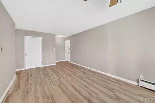 10031 Echoridge Ln, Affton, MO 63123 - Photo 5