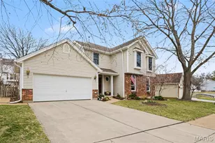 9781 Tesson Creek Estates Dr, Affton, MO 63123 - Photo 3