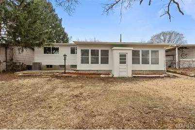 725 Hazelvalley Drive, Hazelwood, MO 63042 - Photo 7
