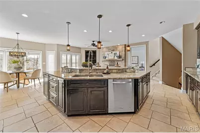 12932 Sunset Bluff Court, Saint Louis, MO 63127 - Photo 19