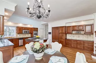 16507 Kingspointe Lake Ln, Chesterfield, MO 63005 - Photo 29