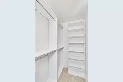 16507 Kingspointe Lake Lane, Chesterfield, MO 63005 - Photo 59