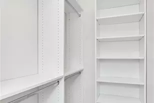 16507 Kingspointe Lake Ln, Chesterfield, MO 63005 - Photo 59