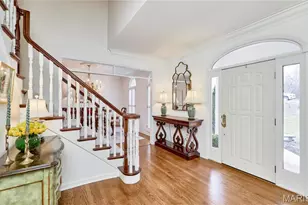 16507 Kingspointe Lake Ln, Chesterfield, MO 63005 - Photo 13