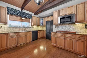 12 Prairie Lake Ct, Wentzville, MO 63385 - Photo 11