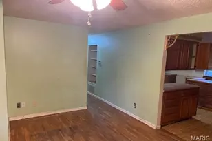 2216 Foggy Bottom Dr, Florissant, MO 63031 - Photo 3