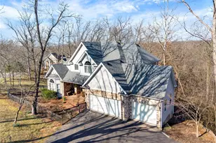 364 Whispering Forest Ln, Pacific, MO 63069 - Photo 5