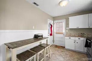 8501 Palmetto Dr, Affton, MO 63123 - Photo 9