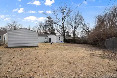 8501 Palmetto Drive, Affton, MO 63123 - Photo 25