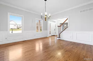 1527 Heather Glen Dr, Lake Saint Louis, MO 63367 - Photo 11