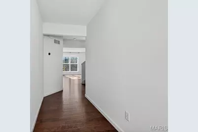 266 Cimarron Ridge Crossing, Wentzville, MO 63385 - Photo 5