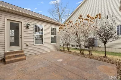 1802 Sterling Oaks Drive, Saint Peters, MO 63376 - Photo 21