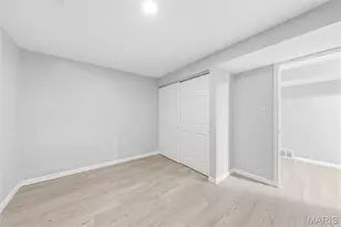 1050 Kehrs Mill Rd, Ballwin, MO 63011 - Photo 37