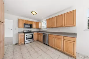 1050 Kehrs Mill Rd, Ballwin, MO 63011 - Photo 17