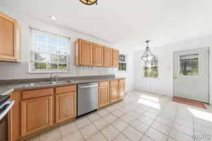 1050 Kehrs Mill Rd, Ballwin, MO 63011 - Photo 15