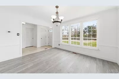 1050 Kehrs Mill Road, Ballwin, MO 63011 - Photo 9