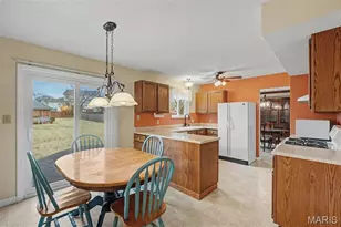 1013 Driftwood Trails Dr, Florissant, MO 63031 - Photo 11