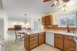 1013 Driftwood Trails Dr, Florissant, MO 63031 - Photo 35