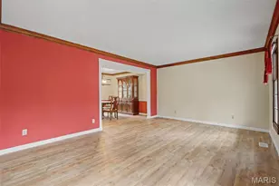 1013 Driftwood Trails Dr, Florissant, MO 63031 - Photo 7