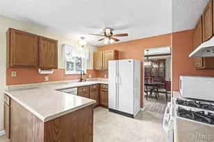 1013 Driftwood Trails Dr, Florissant, MO 63031 - Photo 37