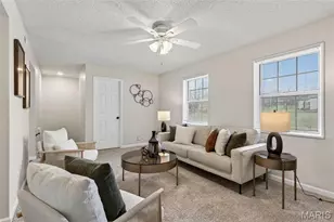 9137 Wrenwood Ln, Brentwood, MO 63144 - Photo 5