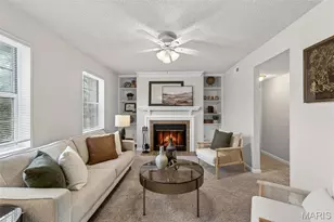 9137 Wrenwood Ln, Brentwood, MO 63144 - Photo 3