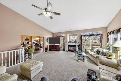 1521 Hibernation Hollow, Wentzville, MO 63385 - Photo 17