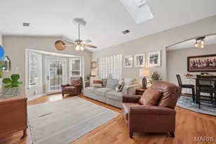 534 E Jefferson Ave, Kirkwood, MO 63122 - Photo 9