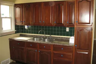 1366 Trampe Ave, Saint Louis, MO 63138 - Photo 9