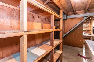 9025 Kickapoo Dr, Saint Louis, MO 63123 - Photo 39