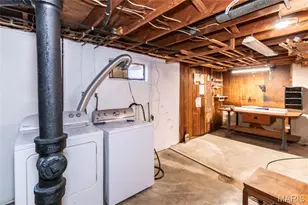 9025 Kickapoo Dr, Saint Louis, MO 63123 - Photo 35