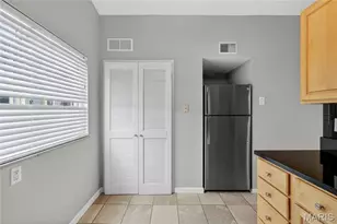 115 E Washington Ave, Kirkwood, MO 63122 - Photo 13