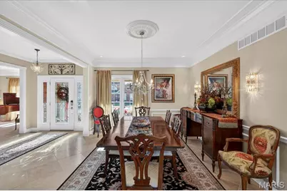 15317 Oaktree Estates Drive, Chesterfield, MO 63017 - Photo 9