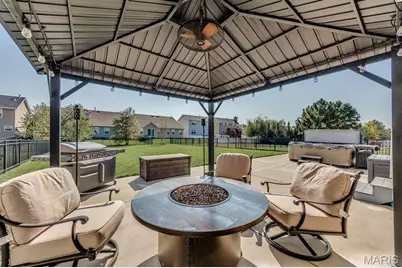 3452 Charlestowne Crossing Drive, Saint Charles, MO 63301 - Photo 21