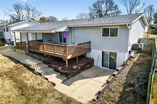 1466 El Camino Dr, Florissant, MO 63031 - Photo 3