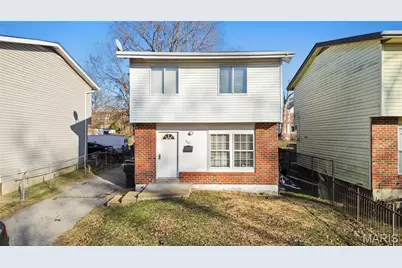 940 Maple Place, Saint Louis, MO 63112 - Photo 1