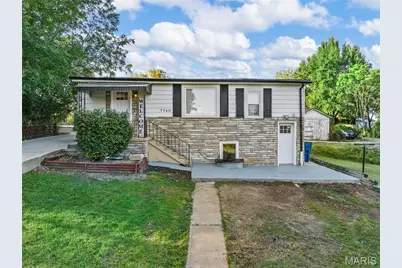 7740 Jerome Avenue, Maplewood, MO 63143 - Photo 1
