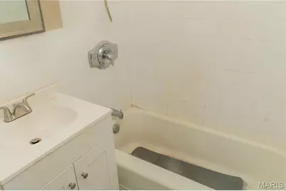 210 N 17th Street #808, Saint Louis, MO 63103 - Photo 11
