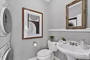 1802 Kennett Pl, Saint Louis, MO 63104 - Photo 23