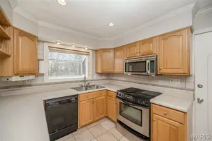 1803 Seven Pines, Saint Louis, MO 63146 - Photo 19