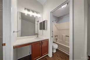 1042 Sugar Creek Ct, Saint Peters, MO 63376 - Photo 5