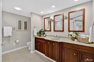 5330 Mild Dr, Saint Louis, MO 63129 - Photo 27