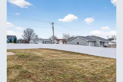 409 Fox Den Lane, Wentzville, MO 63385 - Photo 33