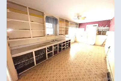 1112 Center Street, Bismarck, MO 63624 - Photo 5