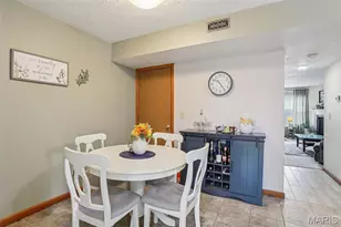 1227 Mangrove Ln, Saint Louis, MO 63125 - Photo 7