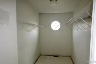 1545 Greenfield Crossing Ct, Ballwin, MO 63021 - Photo 15