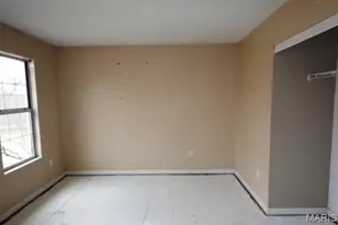 1545 Greenfield Crossing Ct, Ballwin, MO 63021 - Photo 17