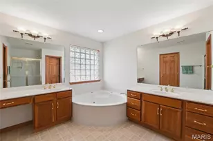 3201 Bear Tracks Dr, Wentzville, MO 63385 - Photo 15