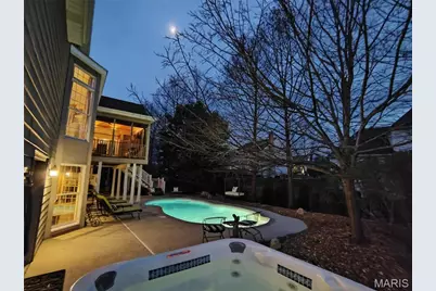 15838 Barons Way Drive, Chesterfield, MO 63017 - Photo 5