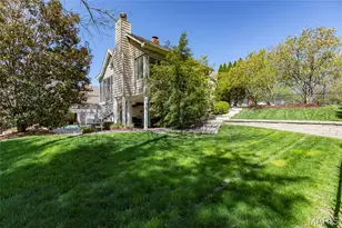 15838 Barons Way Dr, Chesterfield, MO 63017 - Photo 49